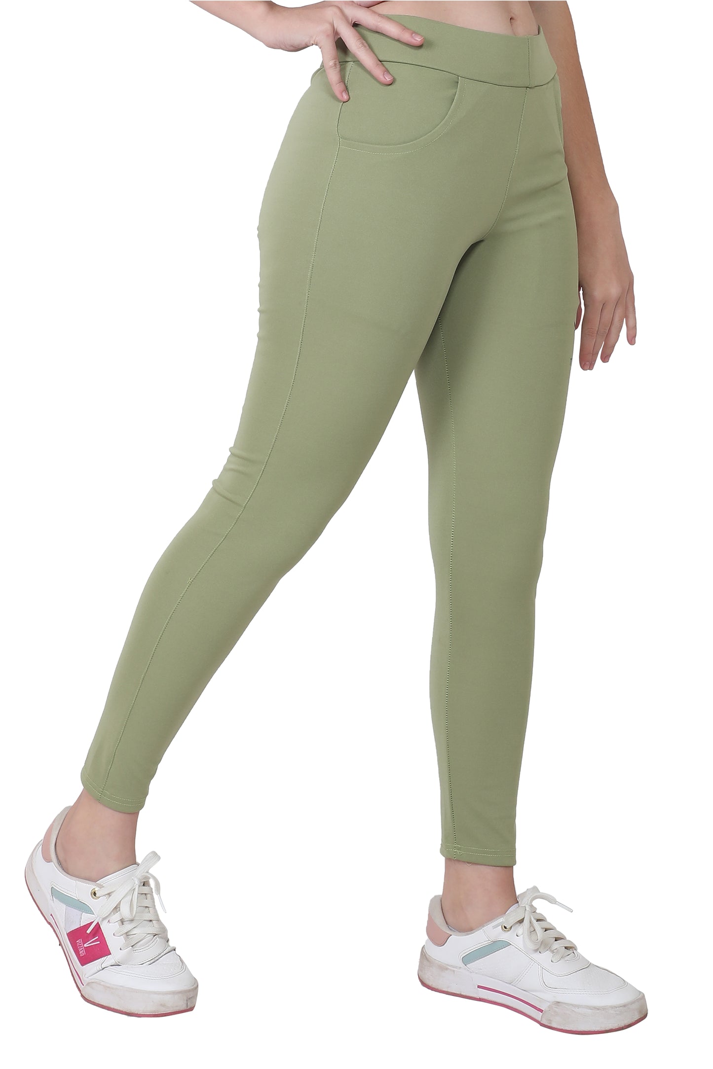 TYKUN Women Solid Track Pants (Pista)