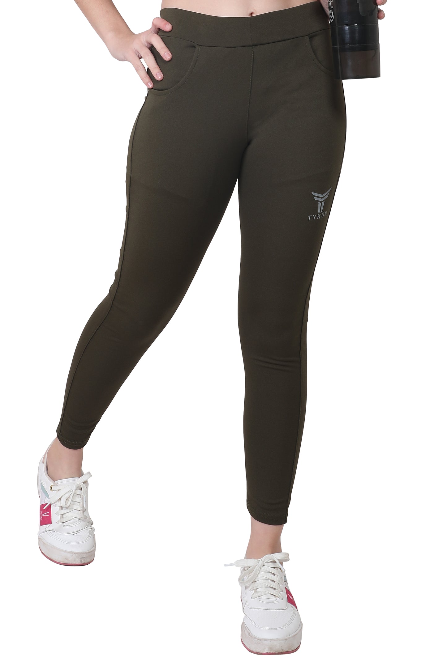 TYKUN Women Solid Track Pants (Olive)